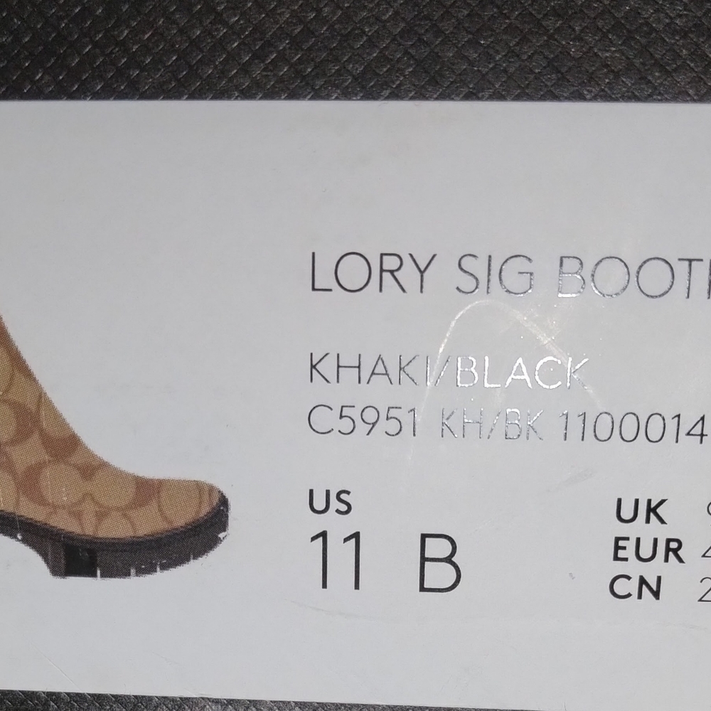 Coach Lory Sig Bootie w/ original box - Picture 3 of 5
